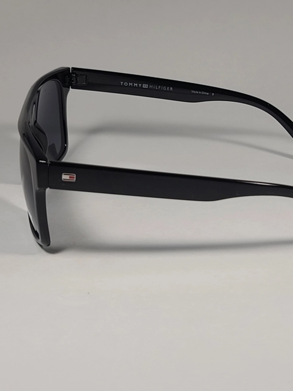 Tommy Hilfiger Gunner Rectangular Sunglasses Black Frame Gray Lens GUNNER MP